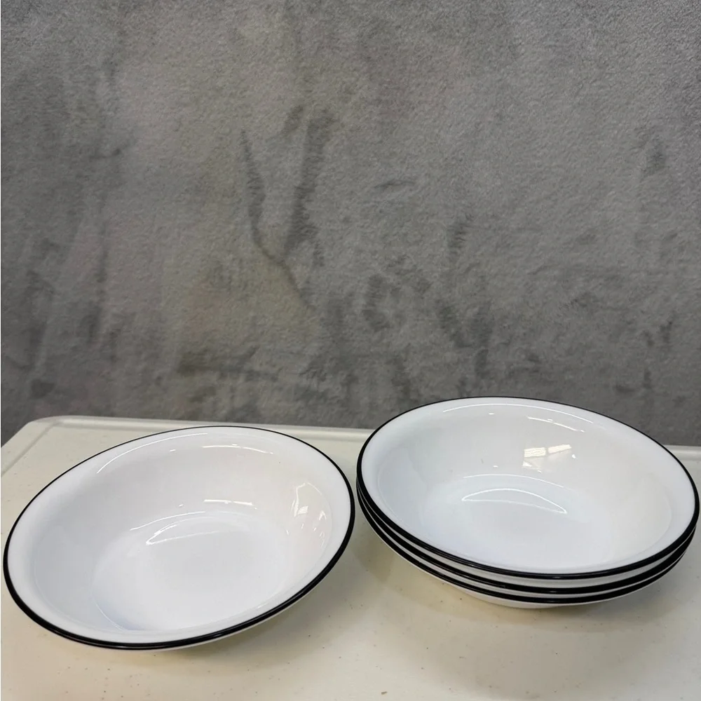 Corelle Bowls Vitrelle Berry Bowls White Black Trim Chip Resistant Made in USA